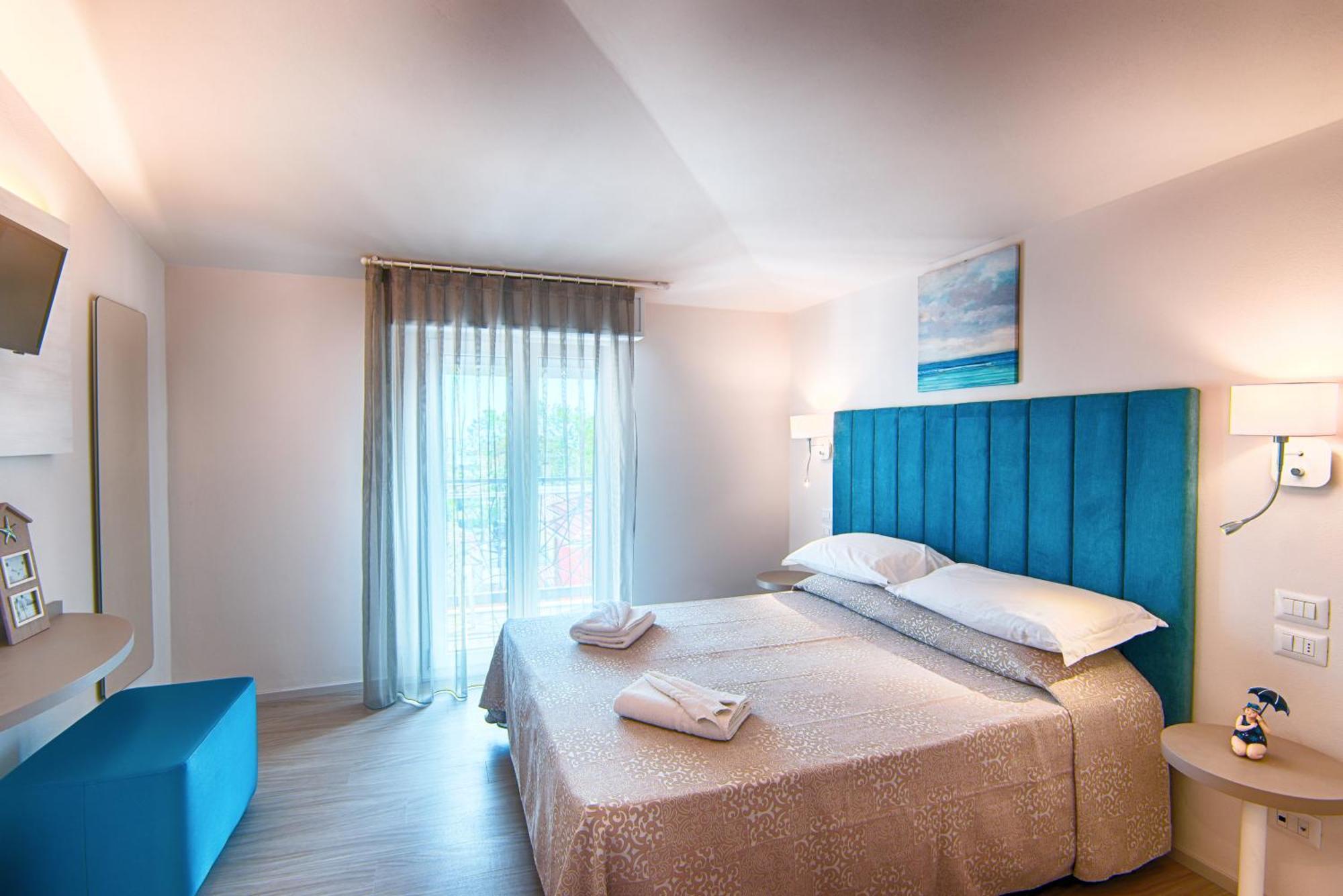 Villa Zavatta "B&B - Rooms & Apartments" Белариа-Игеа Марина Екстериор снимка