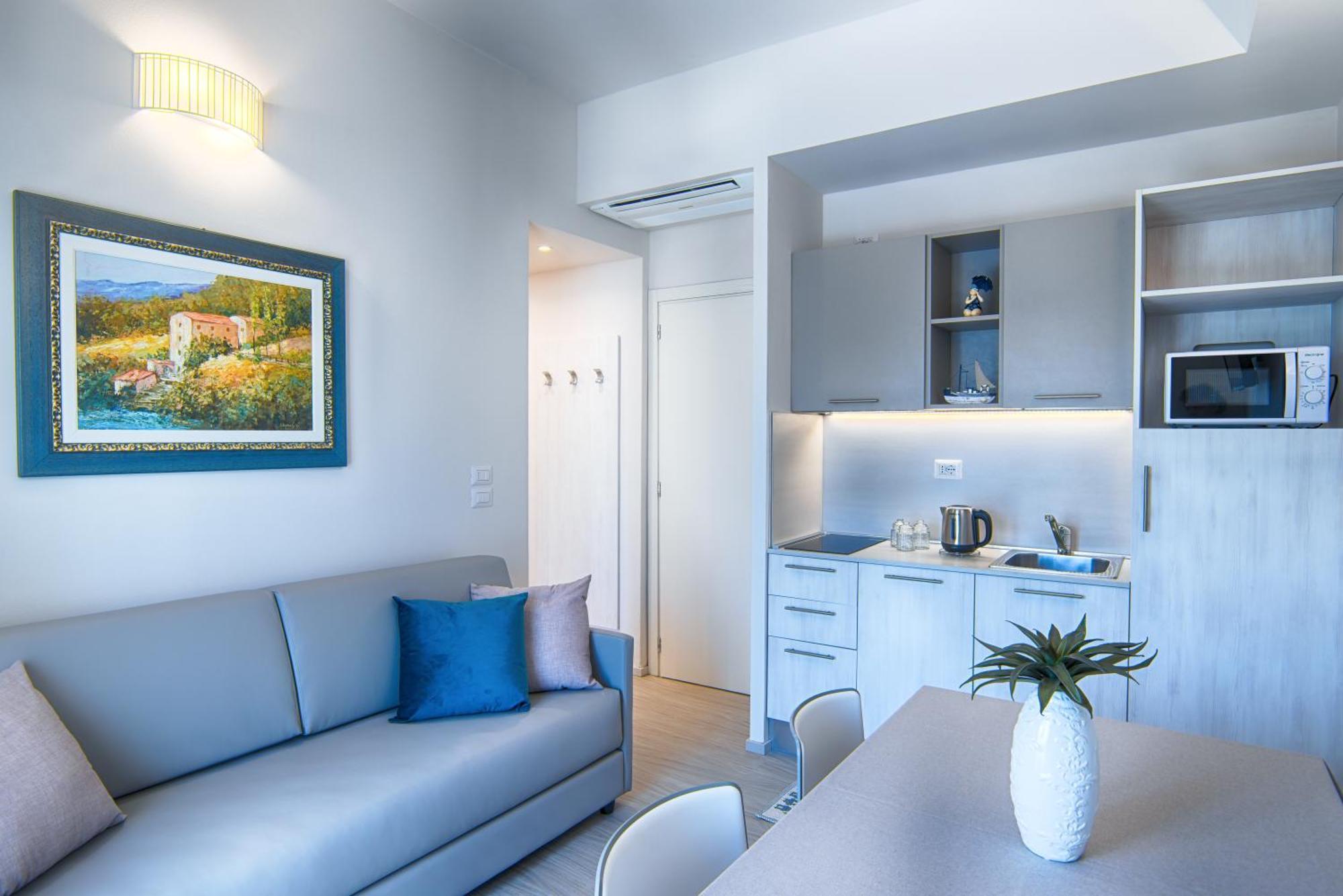 Villa Zavatta "B&B - Rooms & Apartments" Белариа-Игеа Марина Екстериор снимка